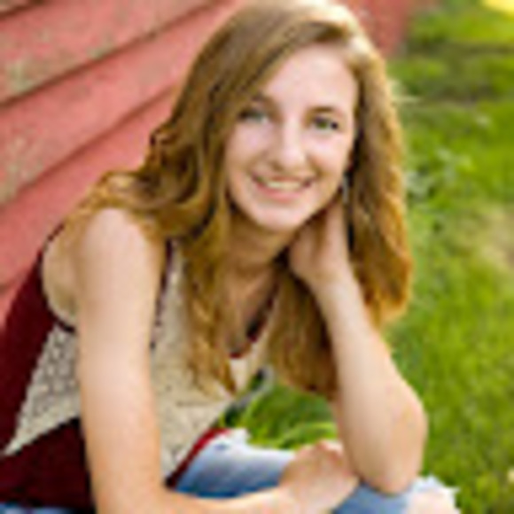 Meet your Posher, Kelly - Picture 1 of 1